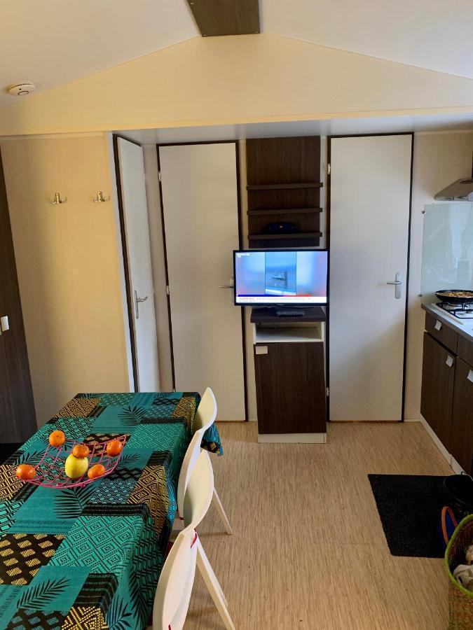 Mobil Home 6 Personnes Saint-Cheron Luaran gambar